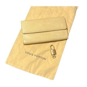 Louis Vuitton Vanilla EPI Trifold Long Wallet with Dustbag, Lock & Key
